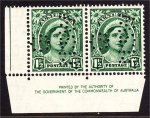 QE 1 1/2d IMPRINT PAIR PERF "G NSW" MINT UNHINGED(LB246)