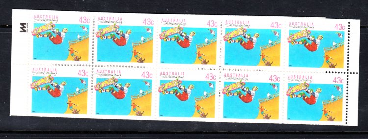 1990 43C $4.30 BOOKLET SKATING MINT UNHINGED (S420) - Click Image to Close